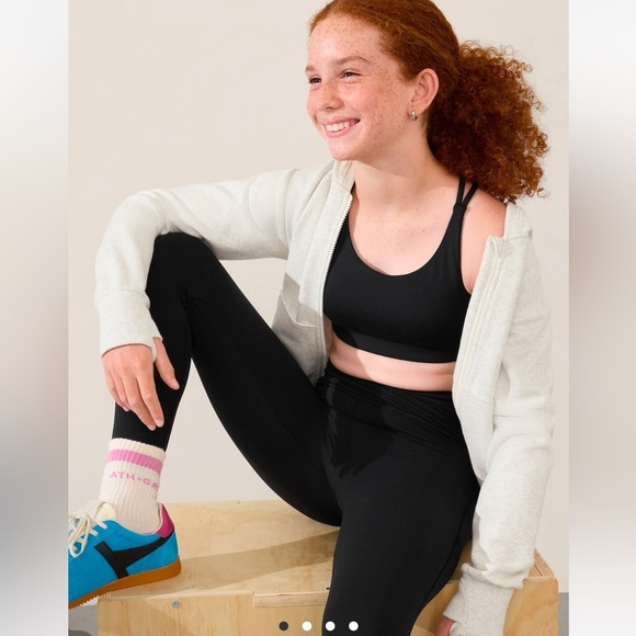 ATHLETA GIRL UPBEAT Sports Bra in Black - Picture 1 of 11